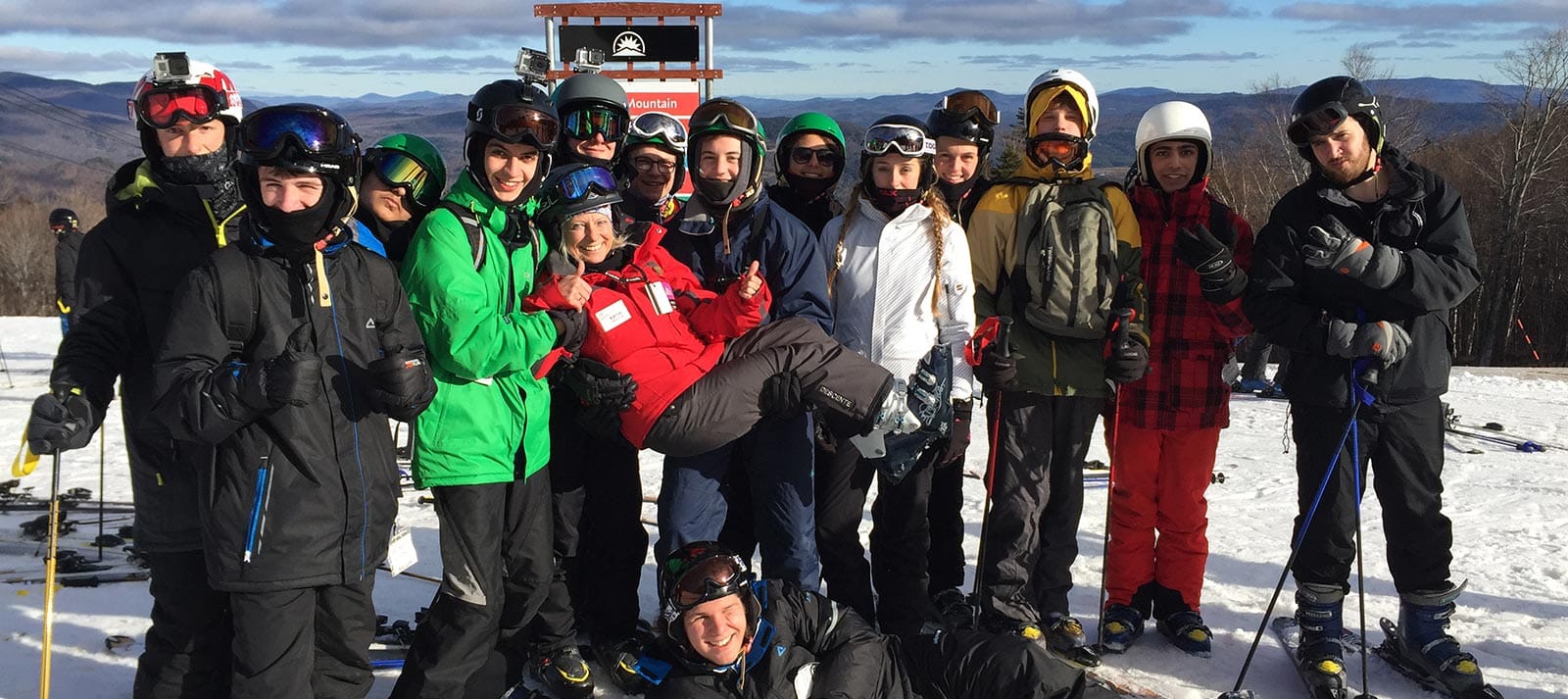 --01featured-image-skiing-trip-Dec15