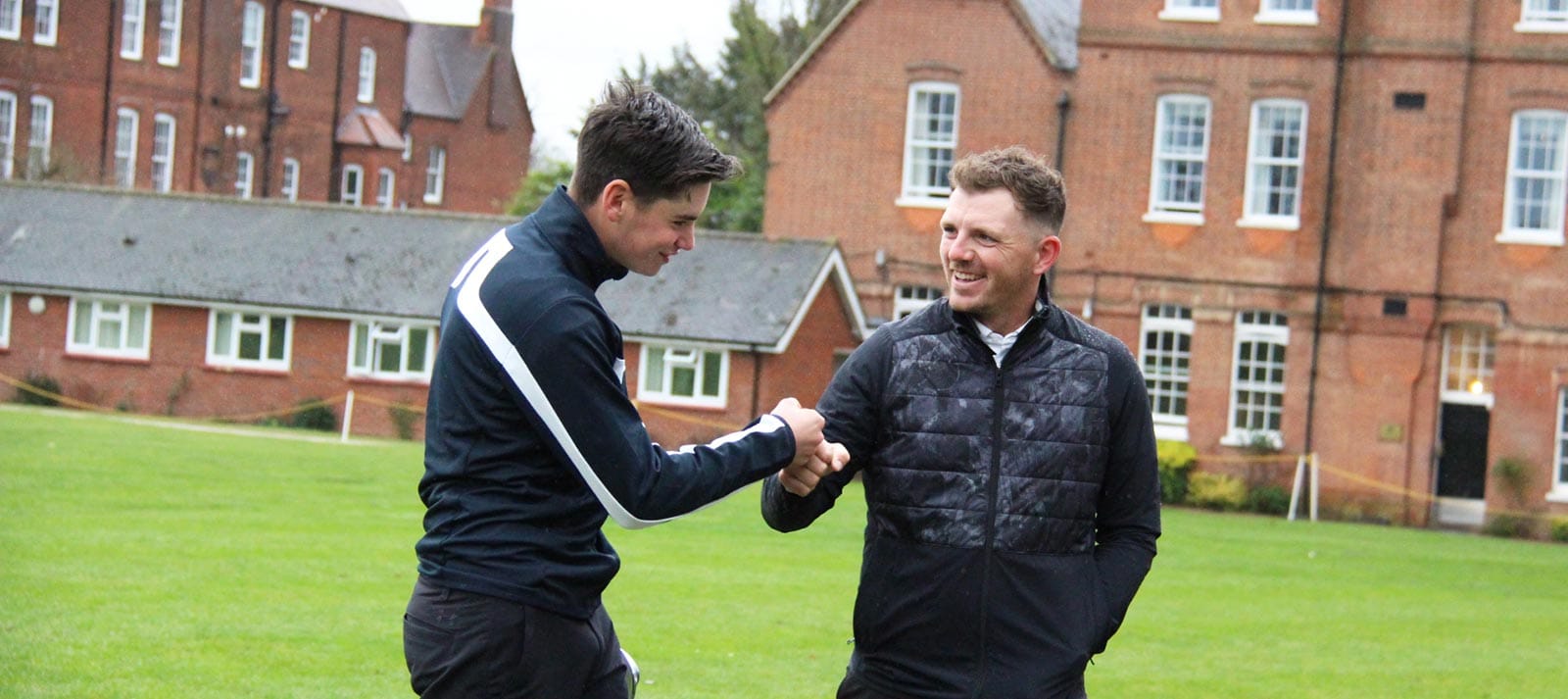 Aldenham-golfer-Matt-Wallace-returns-to-his-old-school